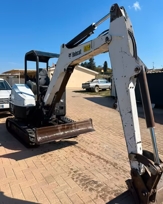Escavatore bobcat