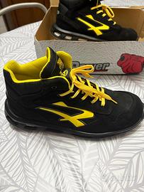 Scarpe U-Power