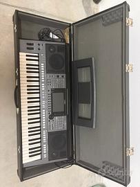 Tastiera yamaha psr 700 + case+ cavalletto