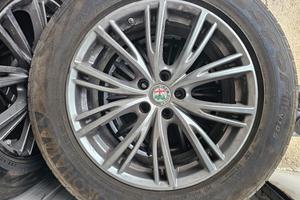 Cerchi in lega originali Stelvio 