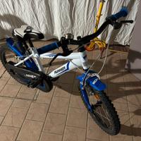 Bici con ruote da 16 Nuova