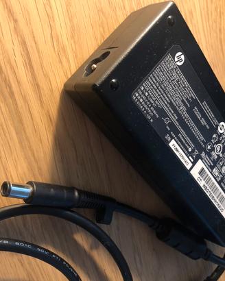 Alimentatore HP 608426 per notebook