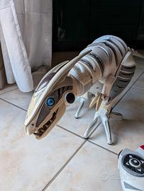 Robot dinosauro