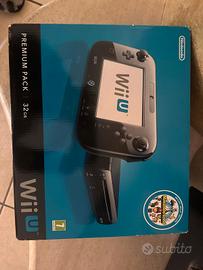 Wii U Premium Pack + 8 Giochi + 2 Joystick