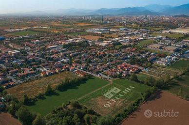 Terreno di 800 m² a San Zeno Naviglio