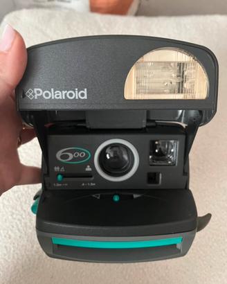 Polaroid 600 vintage con borsa originale Benetton