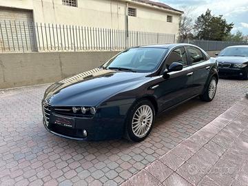 2 Alfa 159 , 1 berlina 1.9jtdm e 1 sw 2.4 jtdm