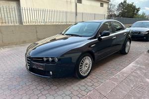2 Alfa 159 , 1 berlina 1.9jtdm e 1 sw 2.4 jtdm