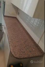 Piano in granito e marmo rosa per top cucine