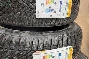 Coppia di pneumatici nuovi 205 60 16 Pirelli