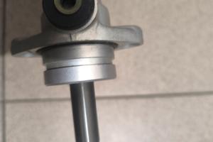 pompa freno Alfa Romeo 164  Fiat croma Lancia 