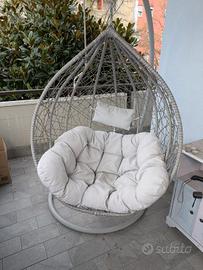 poltrona sospesa da giardino