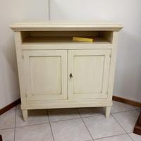 Mobiletto laccato patinato nuovo