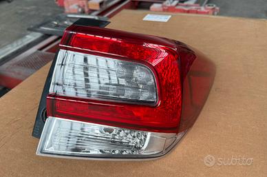 FARO POSTERIORE DESTRO SUBARU XV