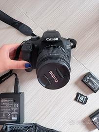 Canon EOS 2000D  + kit completo accessori