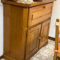 Madia in legno, stile classico senza tempo