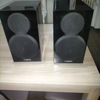 Coppia di diffusori Yamaha NS-BP 300 black piano