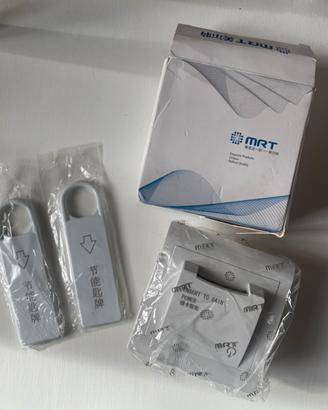 Interruttore con chiave magnetica per case cacanze