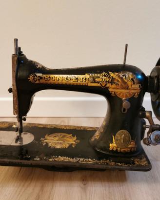 Macchina da cucire Singer del 1904