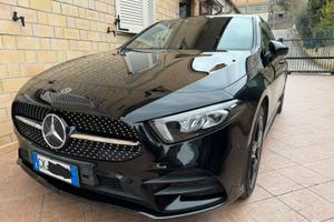 Mercedes Classe A250e AMG signature edition