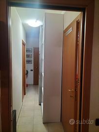 ARMADIO DUE ANTE SCORREVOLI