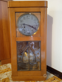 Orologio a pendolo liberty