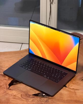 MacBook Pro 16" M4 Pro | 24GB | 1TB | Nano-texture