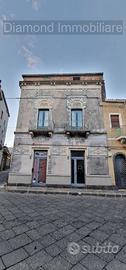 Palazzo storico a Linguaglossa