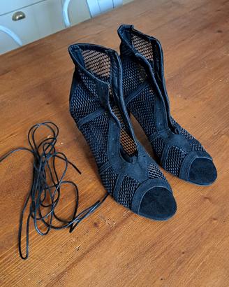 scarpa elegante con tacco