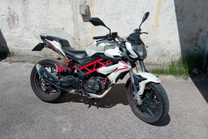 Benelli bn125