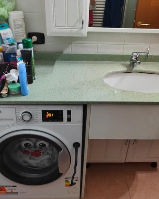 Mobile bagno con specchio