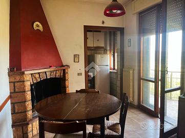 4 LOCALI A AMELIA