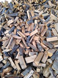 Legna secca da ardere 