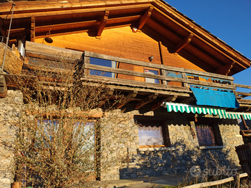 Villa indipendente con giardino e vista