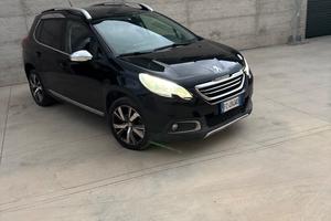 Peugeot 2008 BlueHDi 100 Allure