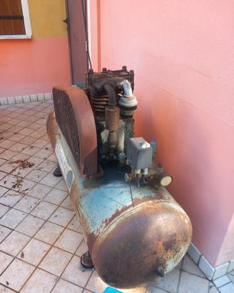 compressore  300Lt  380 volt