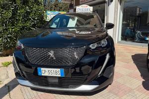 Peugeot 2008 BlueHDi 130 S&S EAT8 Allure Pack