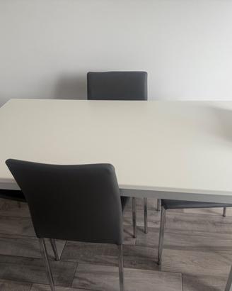 Tavolo da pranzo