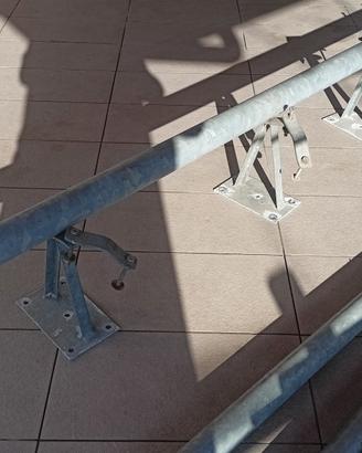 pali per antenne con staffe pesanti