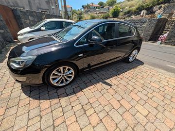 Opel Astra 1.7 ctdi 125cv 2010