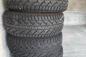 pneumatici invernali  Taurus Winter 215/50 R18 92V