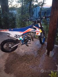 Pit bike