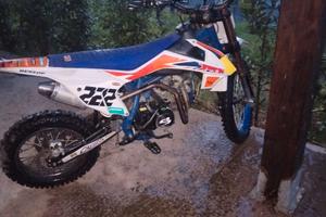 Pit bike