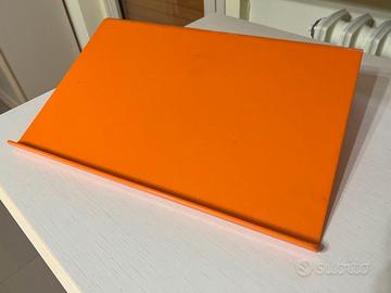 Supporto Leggio arancione --- per Tablet/Laptop --