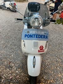Vespa GTS300 2009