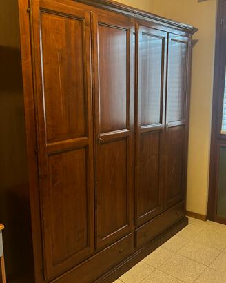 Armadio in legno