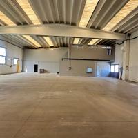 Capannone d/7 di 500mq con piazzale