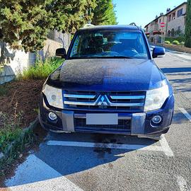 Mitsubishi Pajero solo per commercianti export