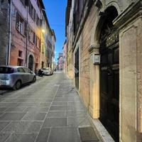 4 LOCALI A PERUGIA