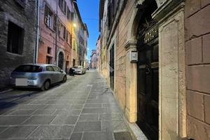 4 LOCALI A PERUGIA